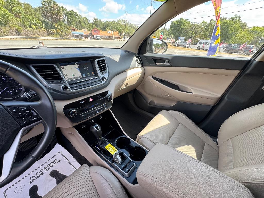 2018 Hyundai Tucson - $15,995