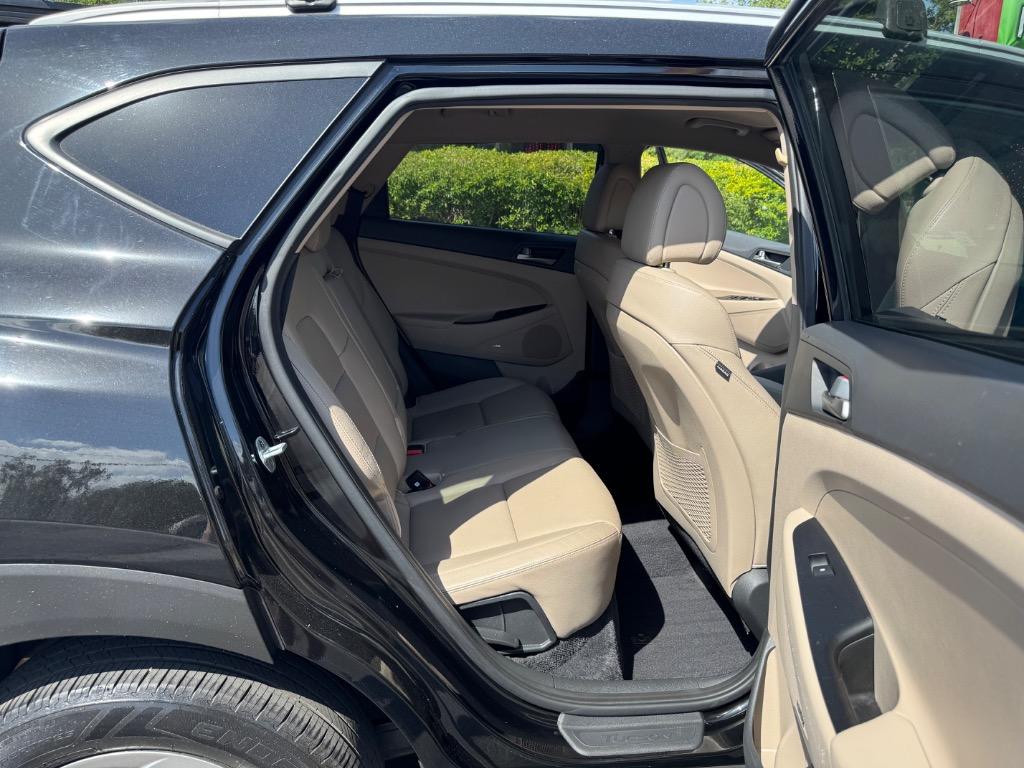 2018 Hyundai Tucson - $15,995