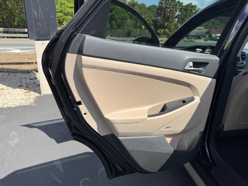 2018 Hyundai Tucson - $15,995