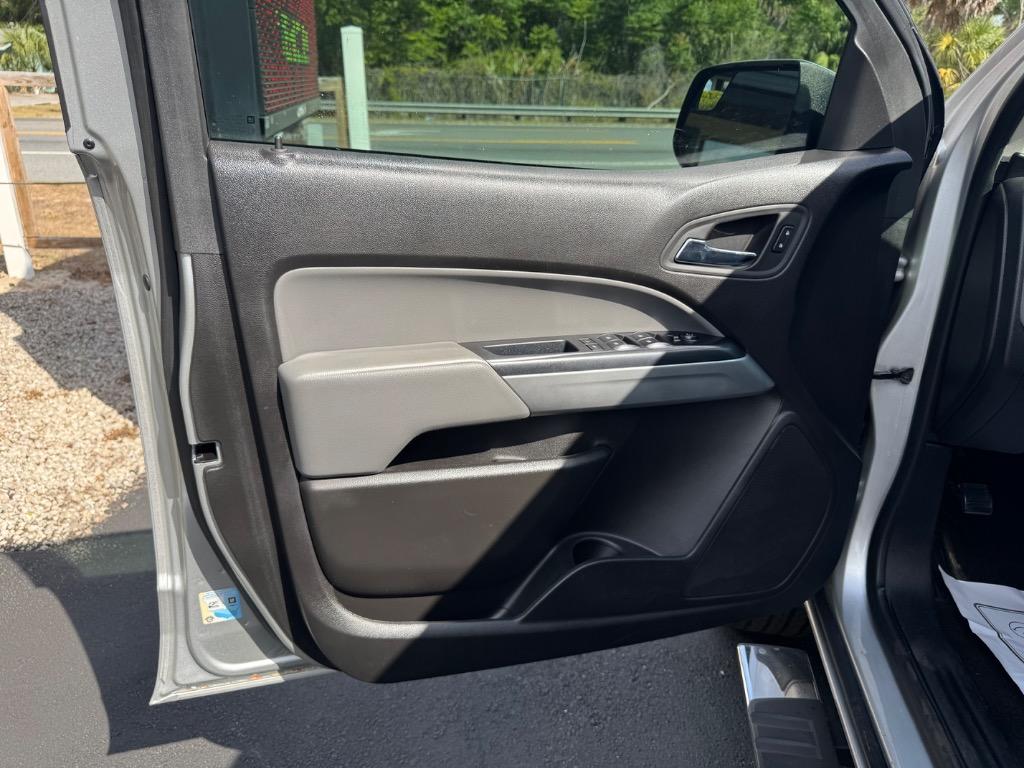 2017 Chevrolet Colorado - $16,995