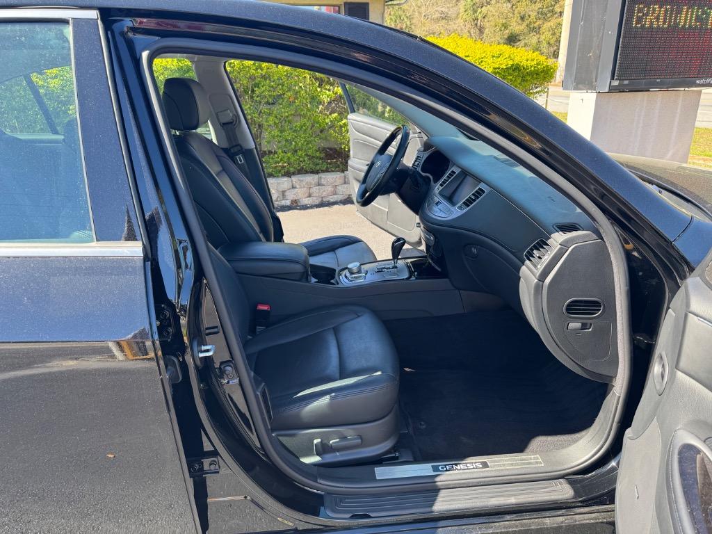 2012 Hyundai Genesis - $12,995