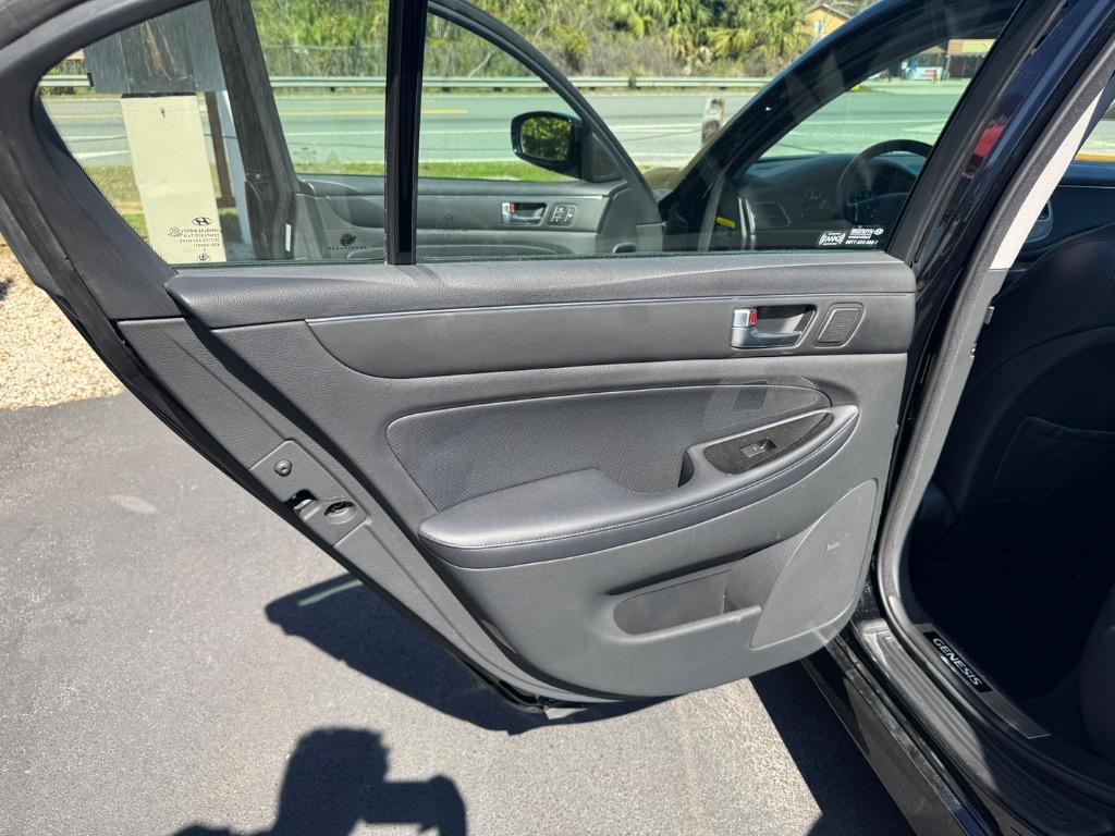 2012 Hyundai Genesis - $12,995