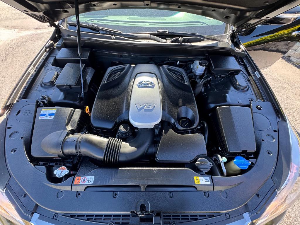 2012 Hyundai Genesis - $12,995