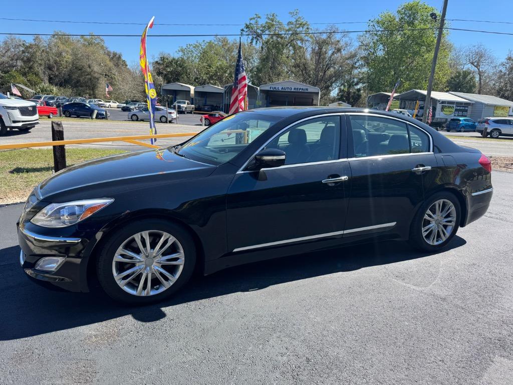 2012 Hyundai Genesis - $12,995