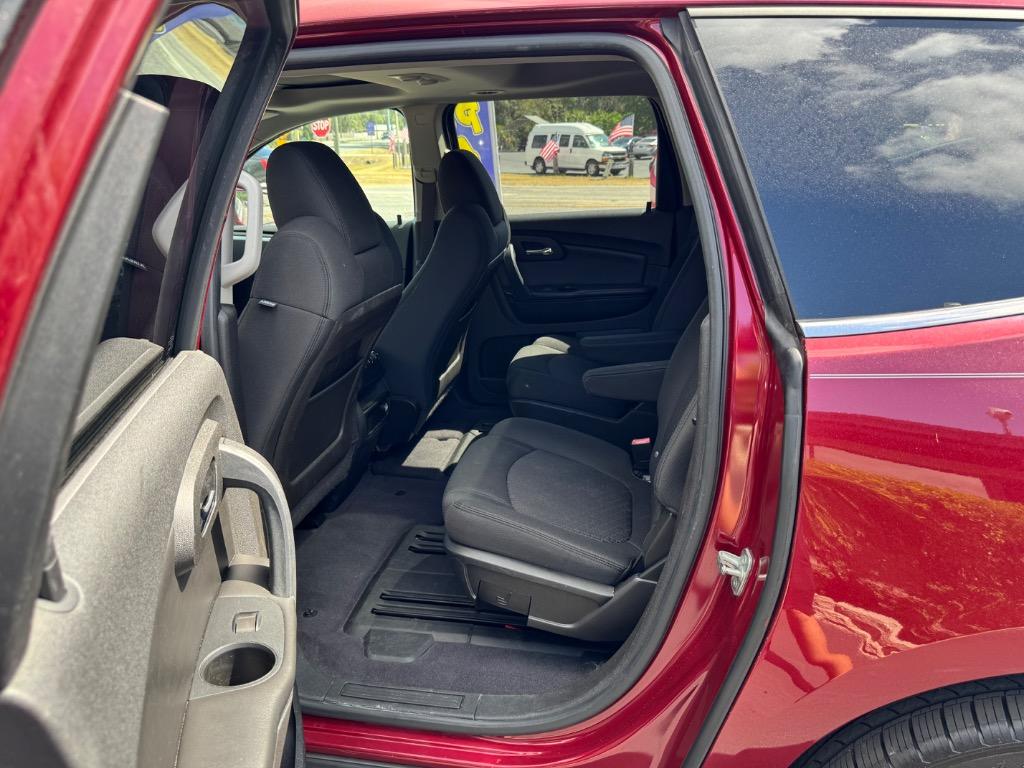 2010 Chevrolet Traverse - $11,995