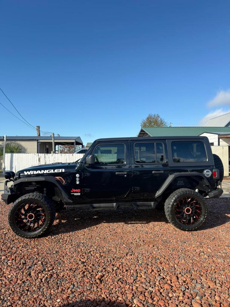 2018 Jeep All-New Wrangler Unlimited Sport photo