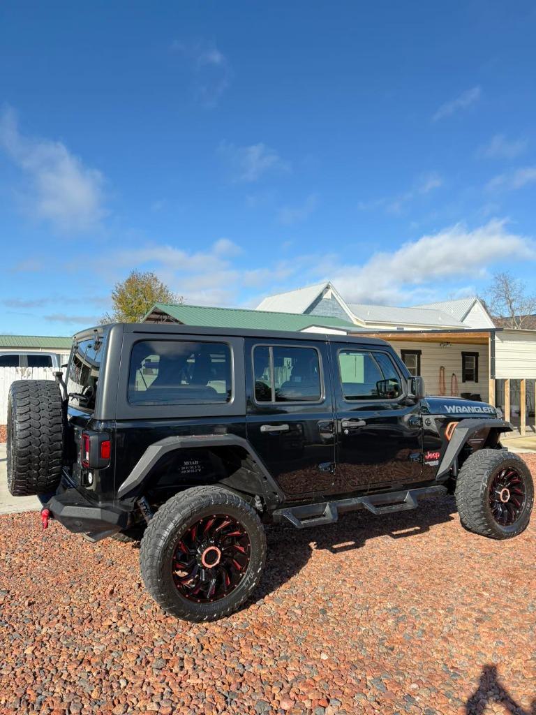 2018 Jeep All-New Wrangler Unlimited Sport photo