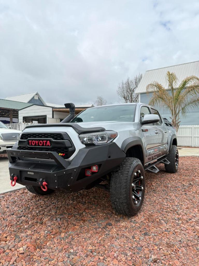 2017 Toyota Tacoma TRD Offroad photo