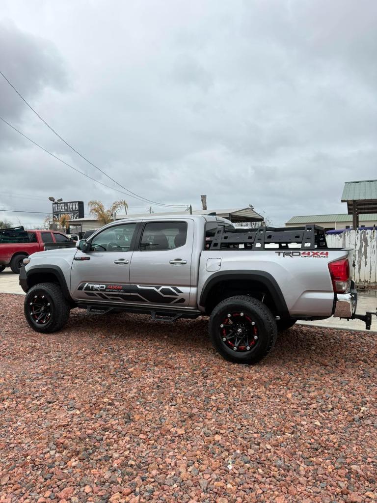 2017 Toyota Tacoma TRD Offroad photo