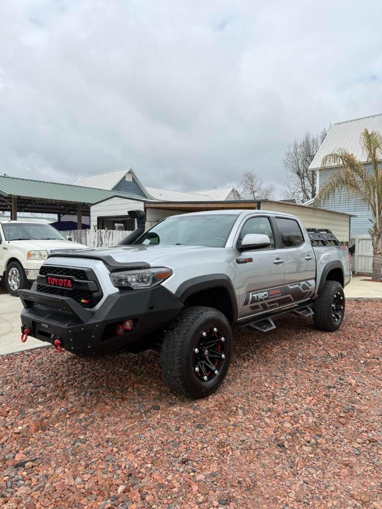 2017 Toyota Tacoma TRD Offroad photo