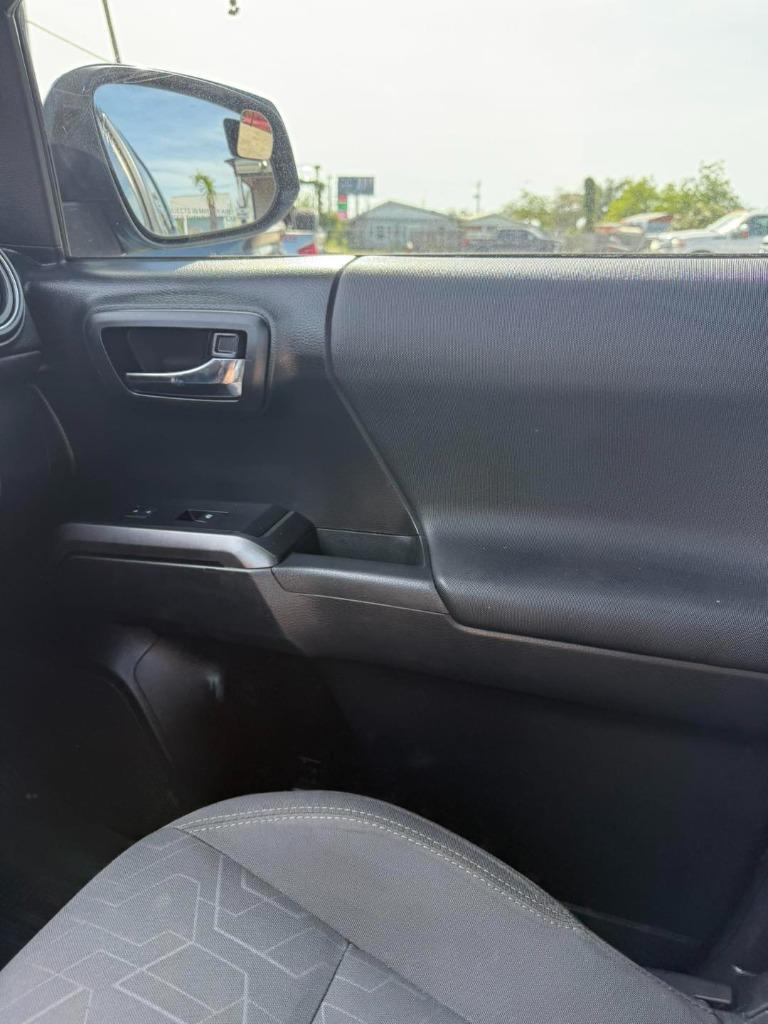 2019 Toyota Tacoma TRD Sport photo