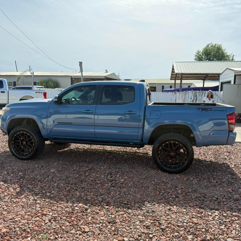 2019 Toyota Tacoma TRD Sport photo