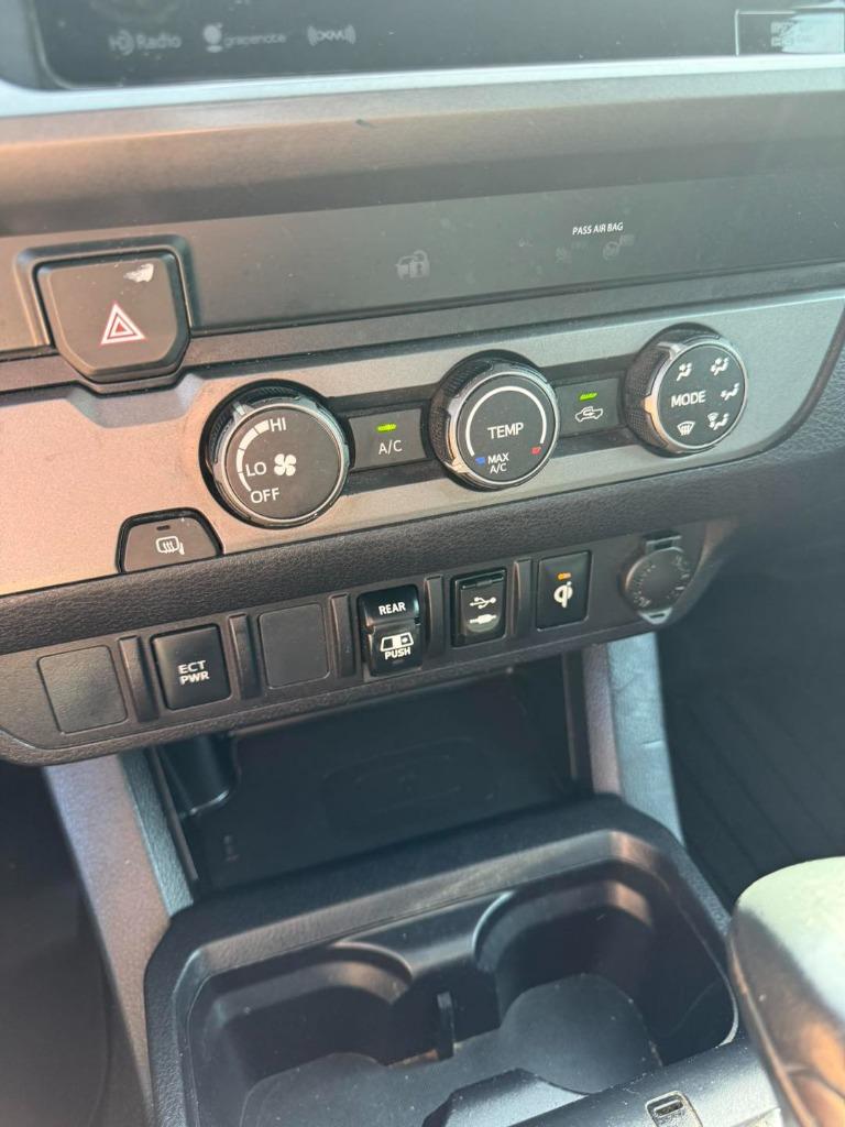 2019 Toyota Tacoma TRD Sport photo