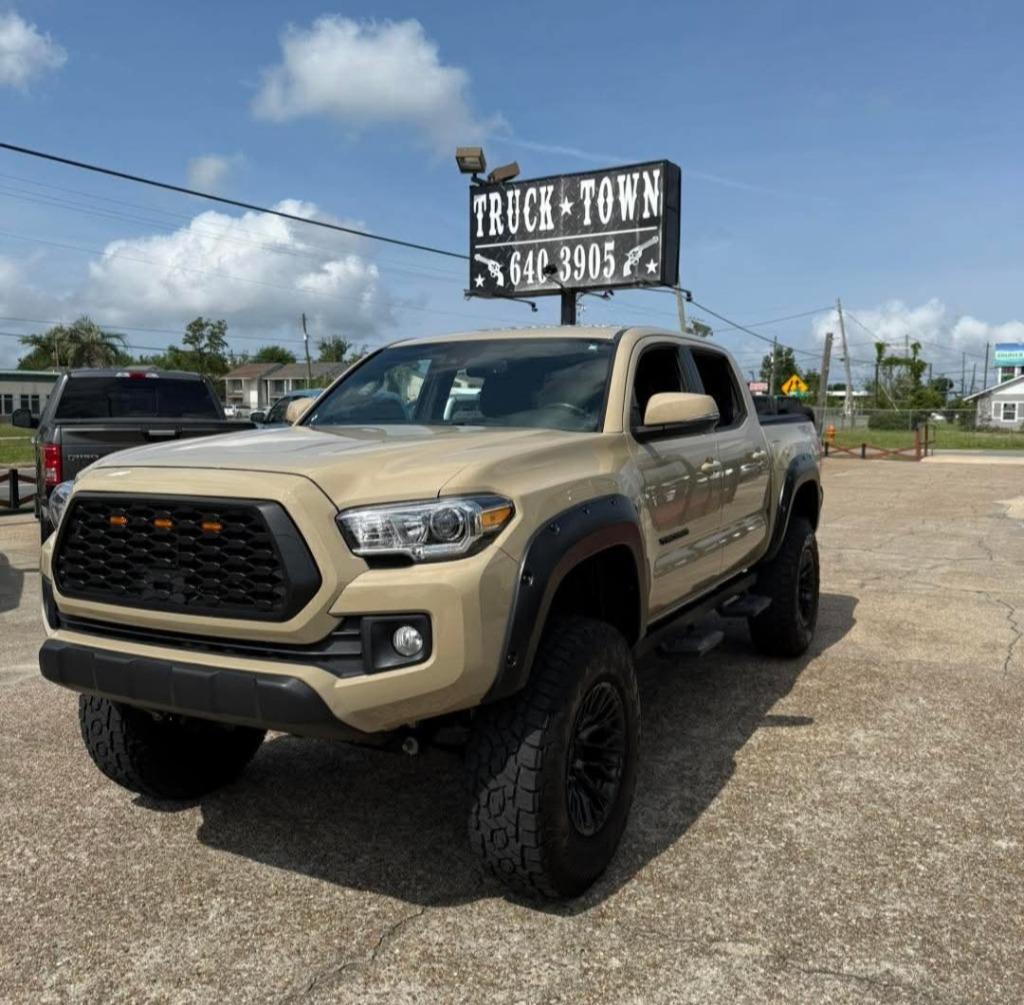 2018 Toyota Tacoma TRD Offroad photo