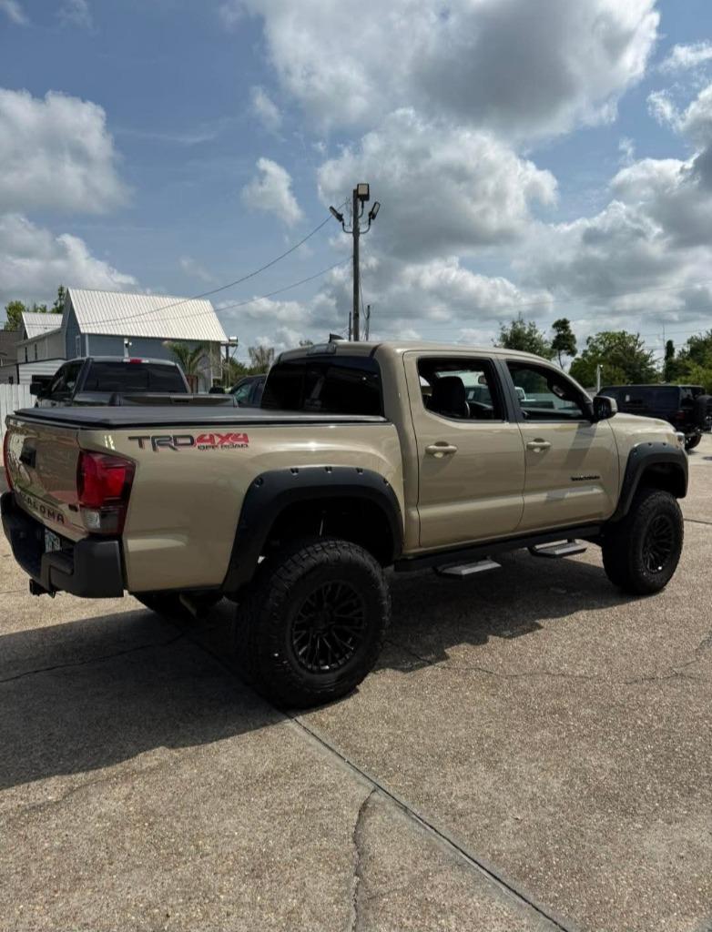 2018 Toyota Tacoma TRD Offroad photo