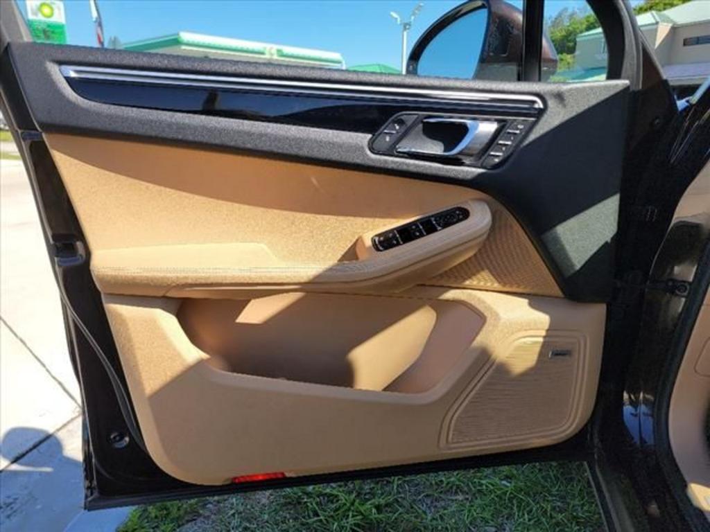 2017 Porsche Macan - $37,898