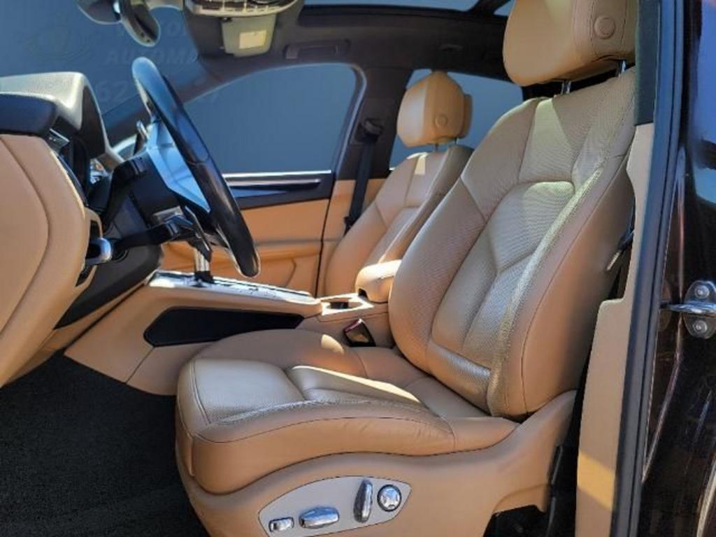 2017 Porsche Macan - $37,898