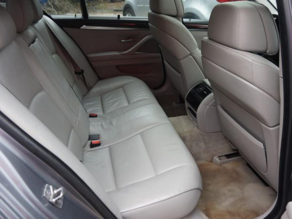 2011 BMW 528i - $12,785