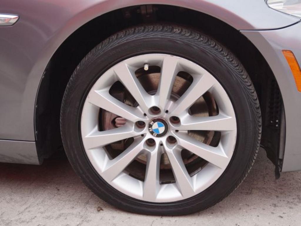2011 BMW 528i - $12,785