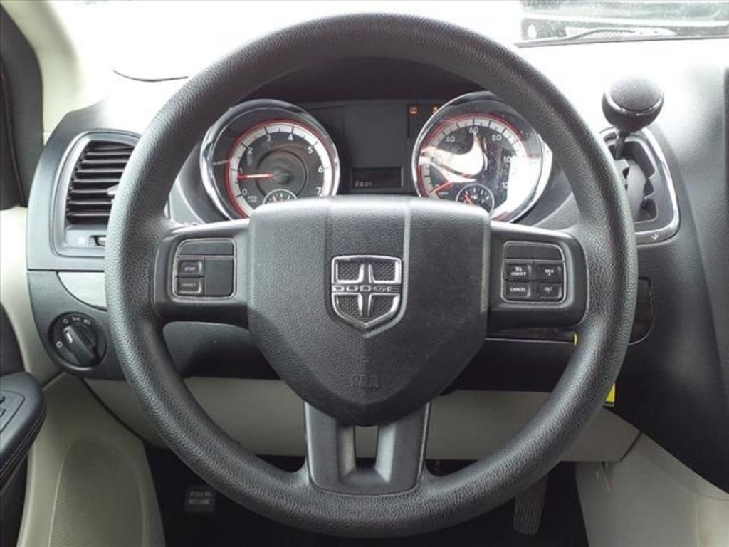2012 Dodge Grand Caravan - $5,999