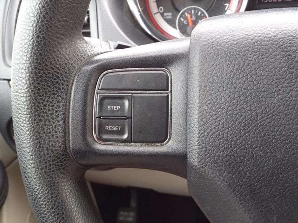 2012 Dodge Grand Caravan - $5,999
