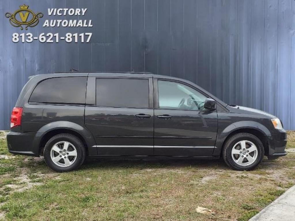 2012 Dodge Grand Caravan - $5,999