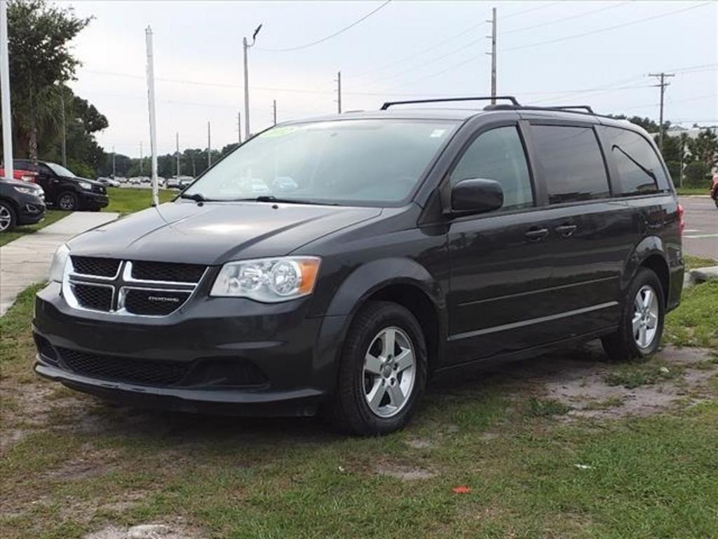 2012 Dodge Grand Caravan - $5,999
