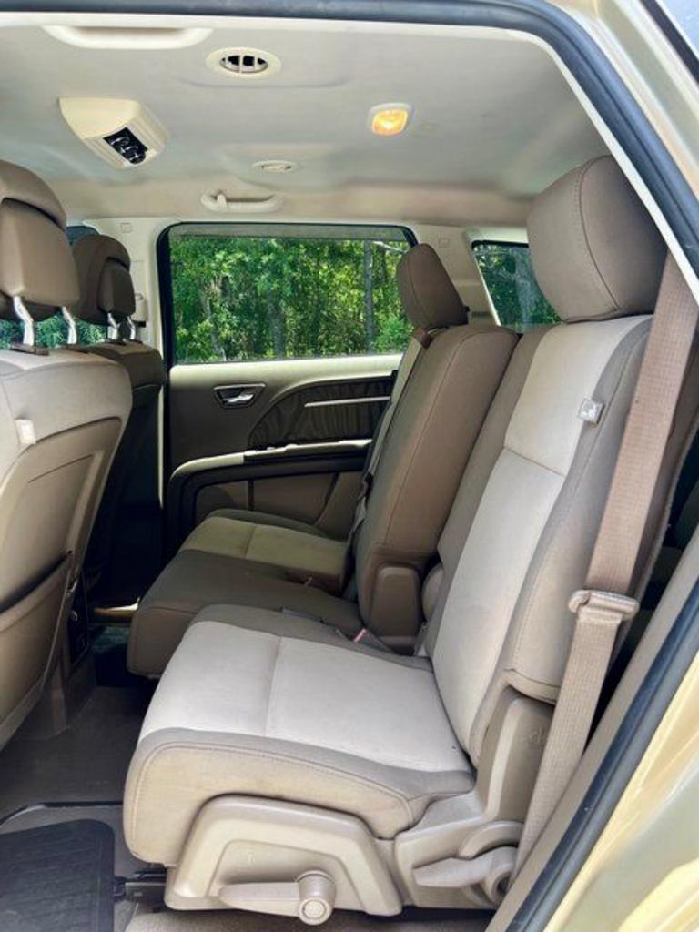 2010 Dodge Journey - $3,500