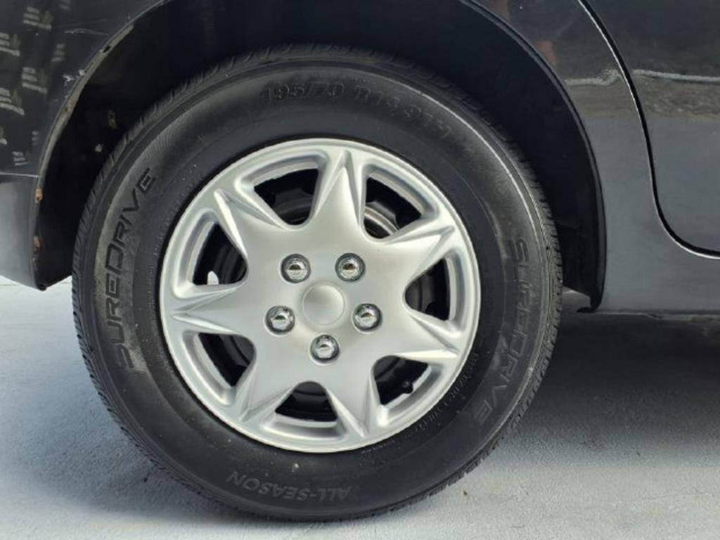 2009 Chevrolet Aveo - $1,999