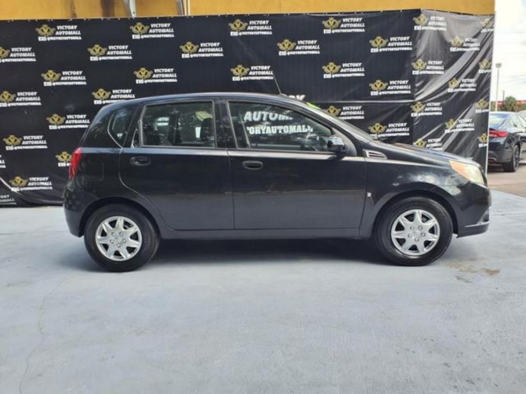 2009 Chevrolet Aveo - $1,999