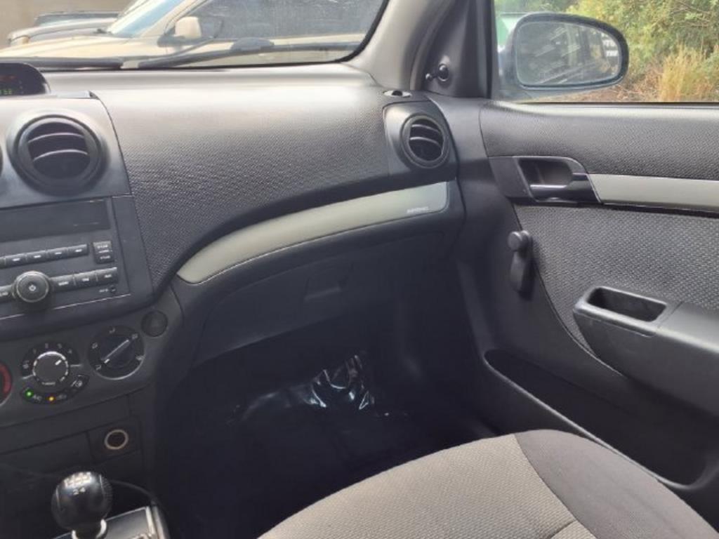 2009 Chevrolet Aveo - $1,999