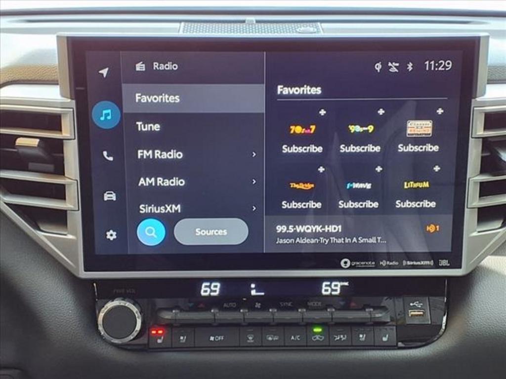 2024 Toyota Tundra Hybrid Limited photo