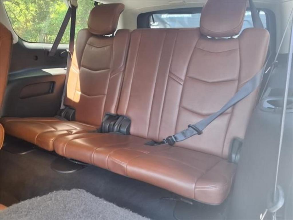 2015 Cadillac Escalade - $13,899