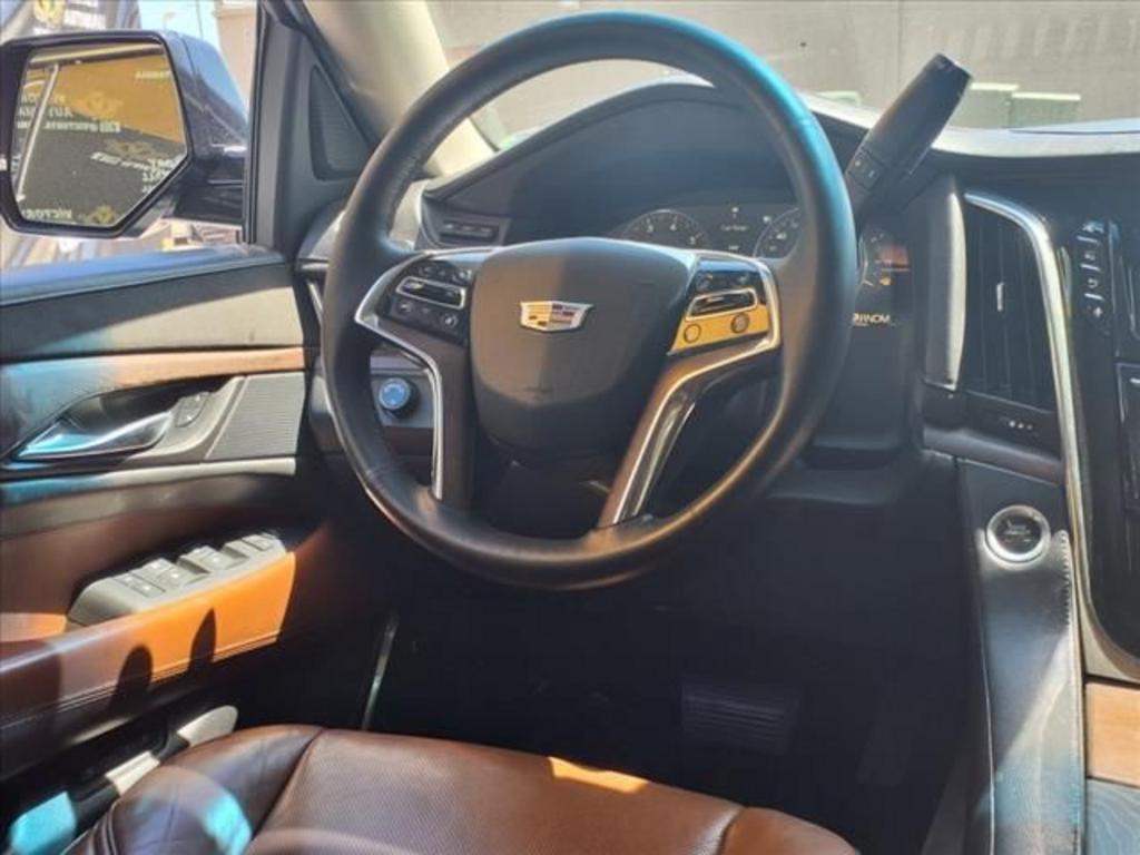 2015 Cadillac Escalade - $13,899