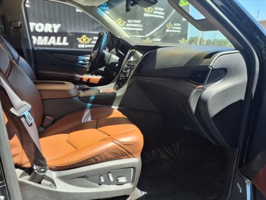 2015 Cadillac Escalade - $13,899
