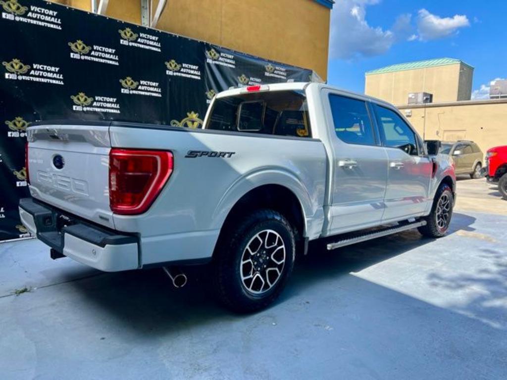 2022 Ford F-150 - $29,399