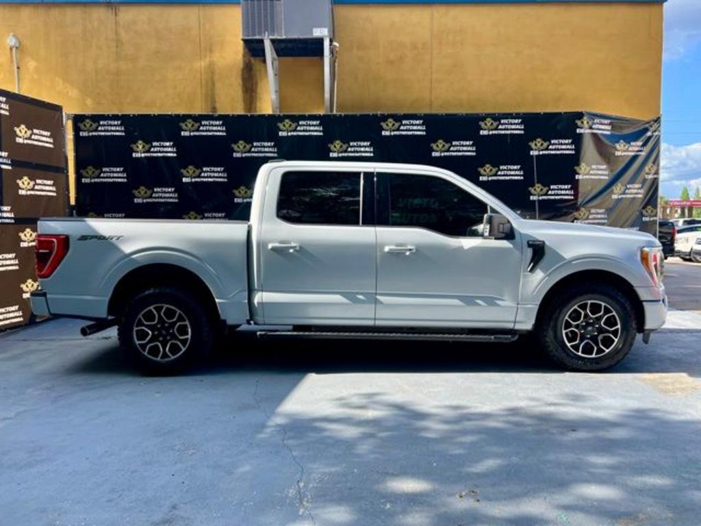 2022 Ford F-150 - $29,399