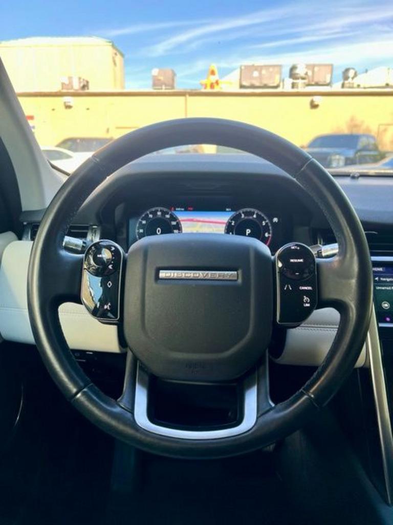 2020 Land Rover Discovery - $21,999