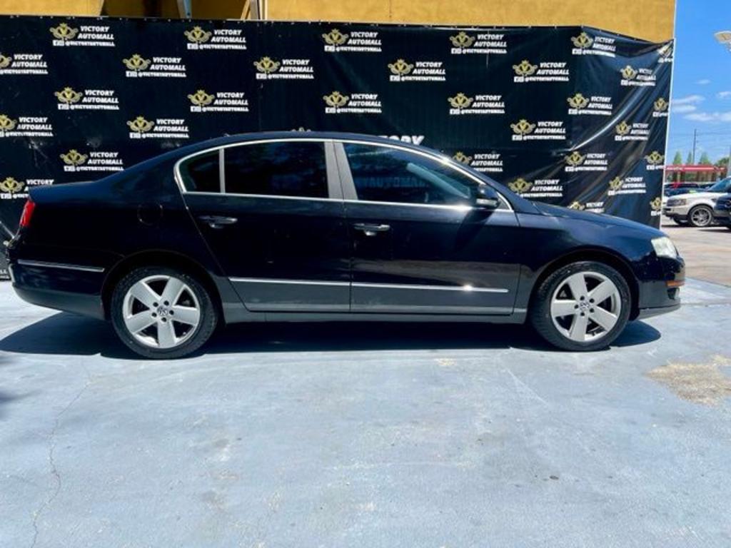 2009 Volkswagen Passat - $3,500