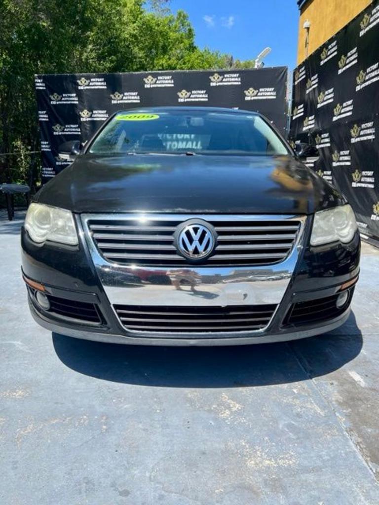 2009 Volkswagen Passat - $3,500