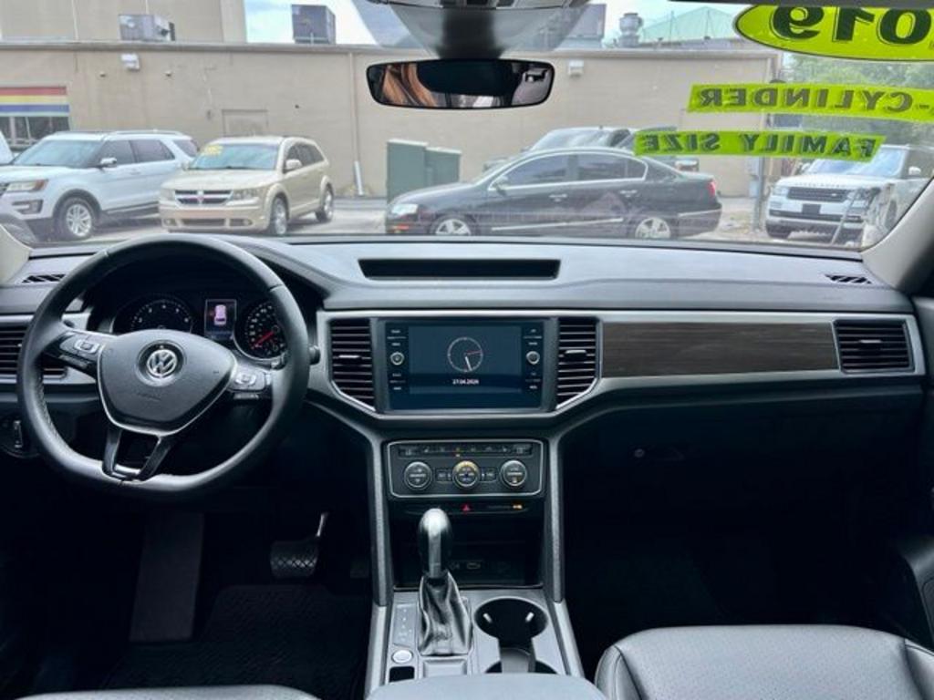 2018 Volkswagen Atlas - $18,999