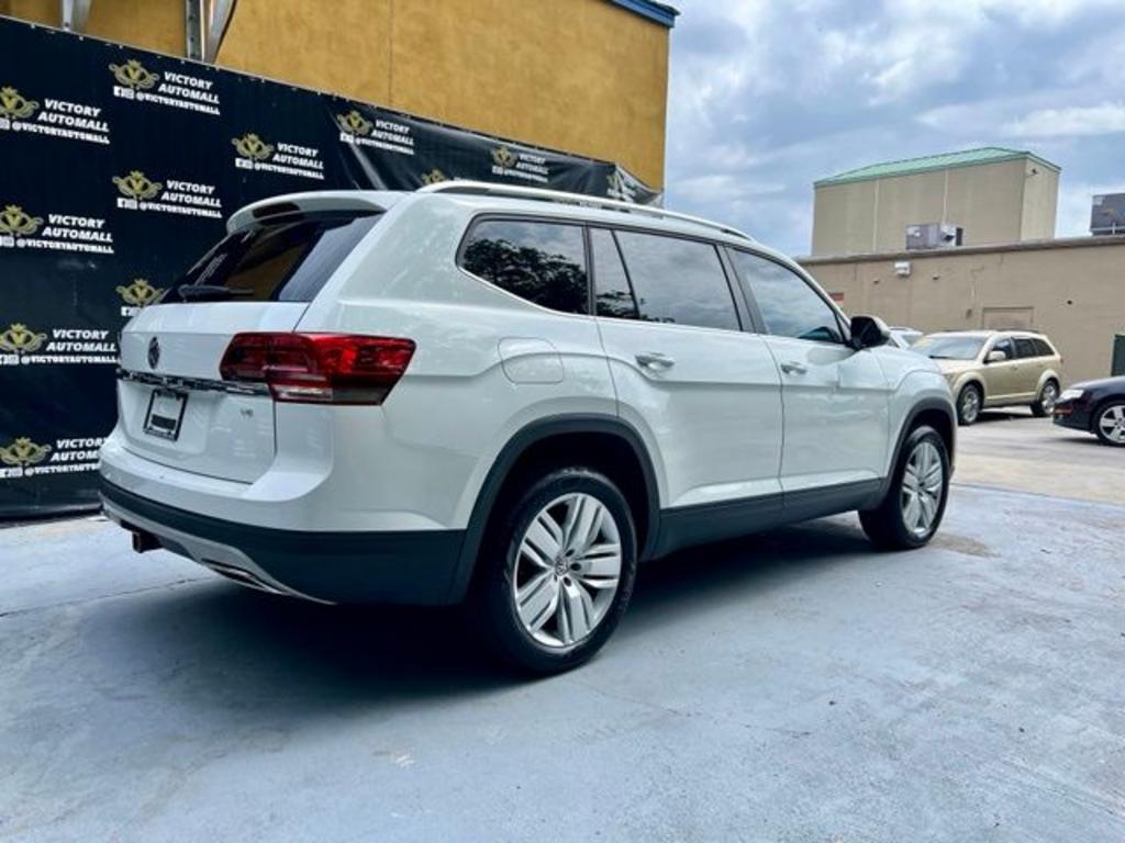 2018 Volkswagen Atlas - $18,999
