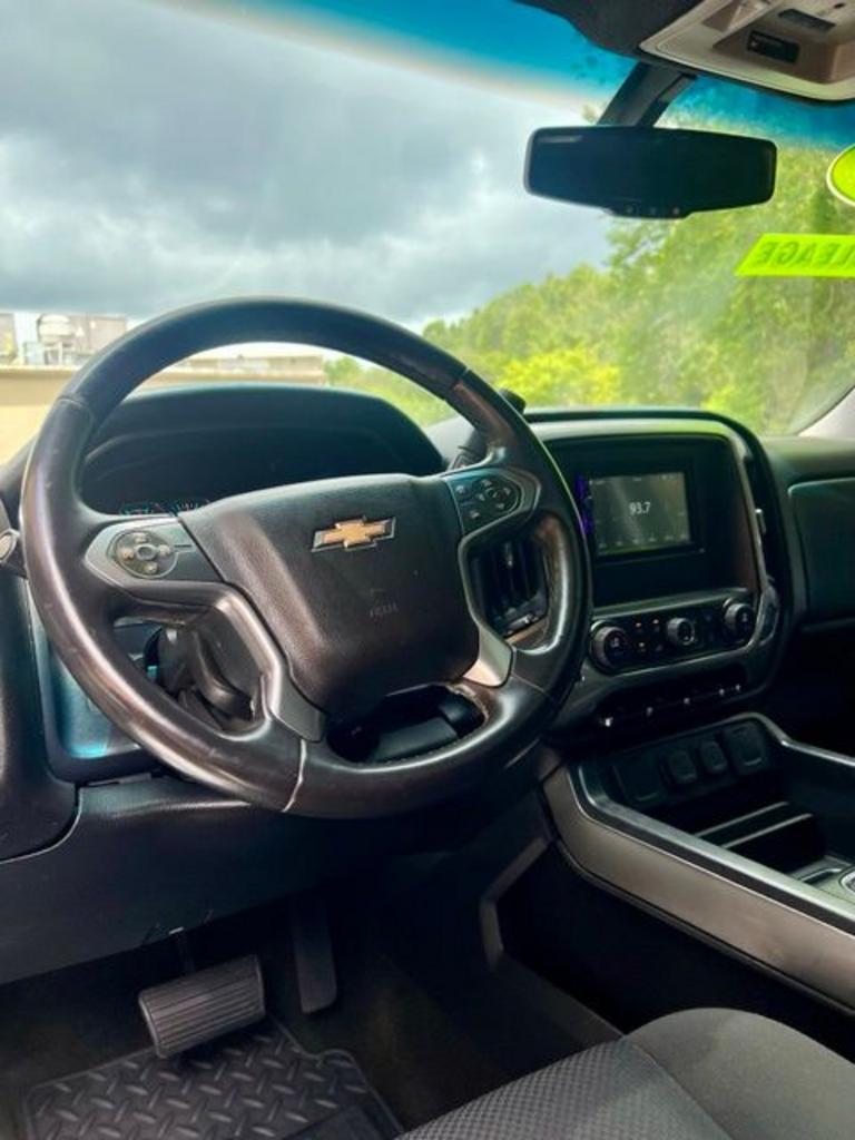 2017 Chevrolet Silverado 1500 - $23,999