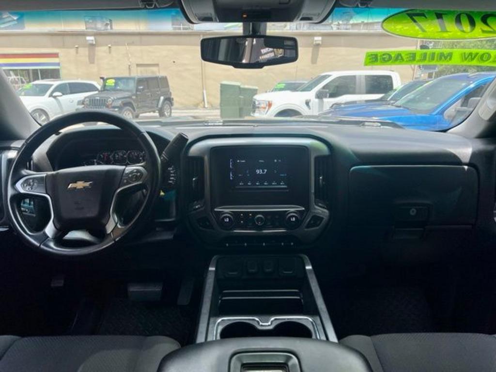 2017 Chevrolet Silverado 1500 - $23,999