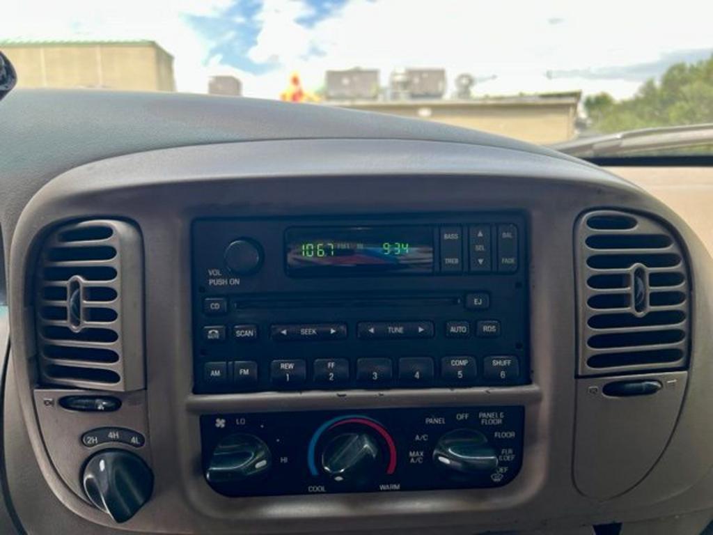 2001 Ford F-150 - $3,495