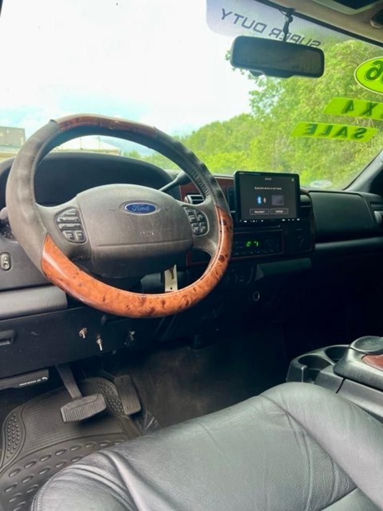 2006 Ford F-350 - $9,995