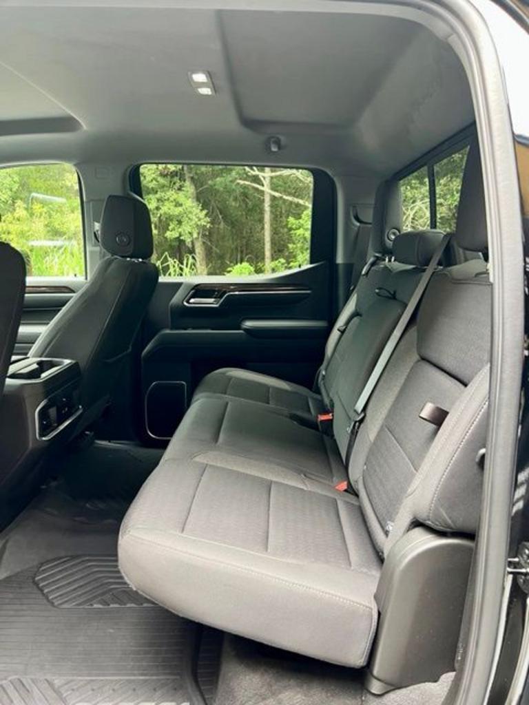 2022 GMC Sierra - $35,995