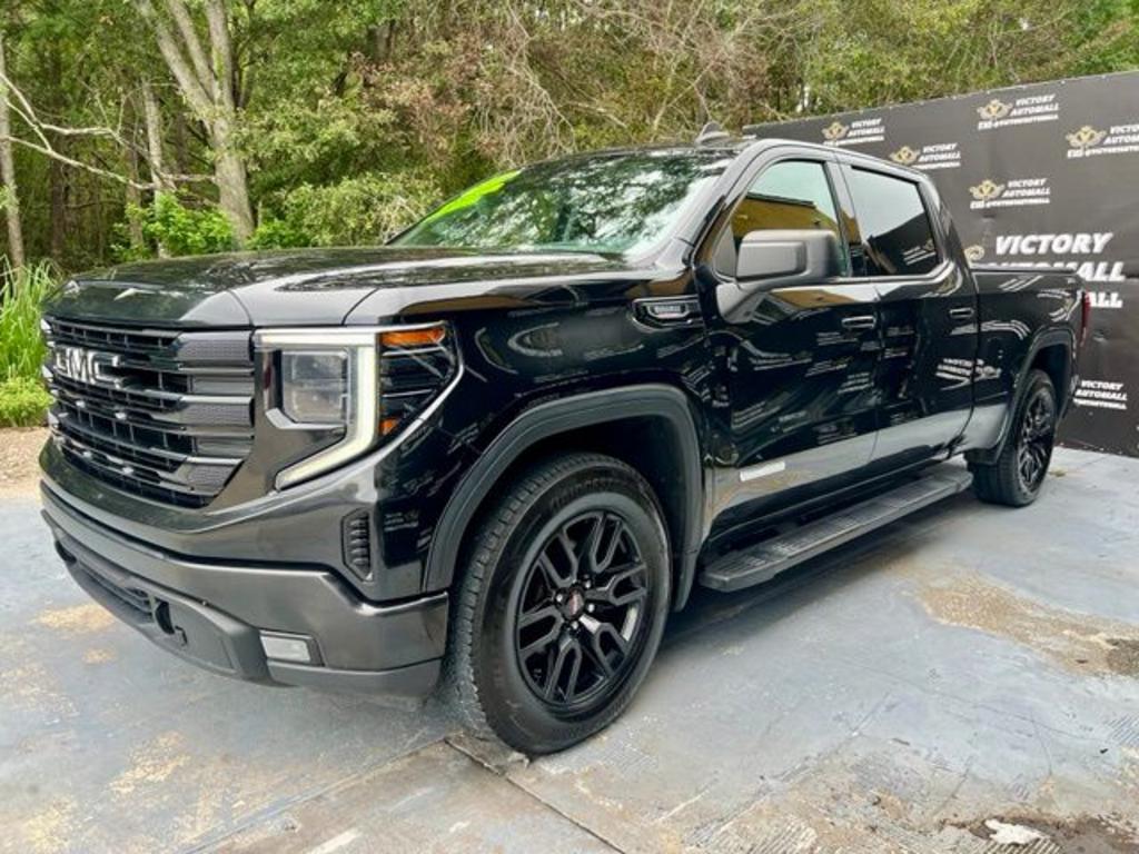 2022 GMC Sierra - $35,995