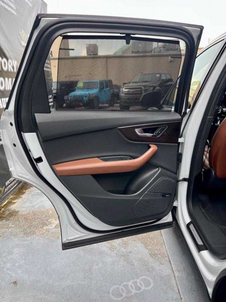 2020 Audi Q7 - $25,850