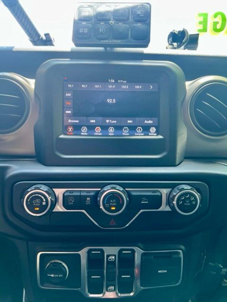 2020 Jeep Gladiator - $29,999